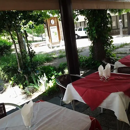 Hostel Martin - Sanabria Ribadelago