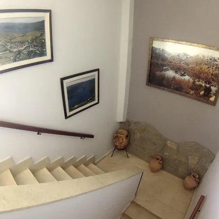 Martin - Sanabria Хостел Рибаделаго